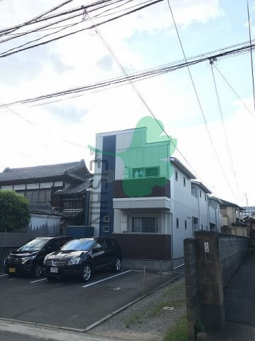 クレフラスト吉塚の外観