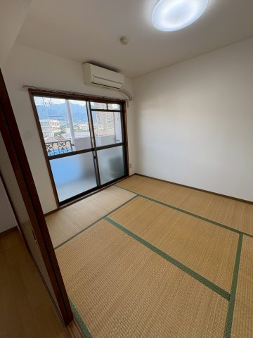 メゾンエスパシオの和室