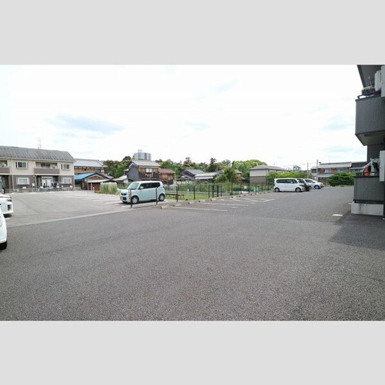 【駐車場】 | Thick Forest A棟 | 駐車場です