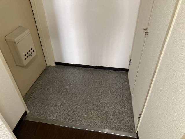 東和マンション広小路｜名古屋市の賃貸ならMy賃貸の玄関|東和マンション広小路