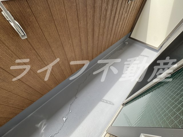 フジパレス鴻池新田駅北のバルコニー|暖かな日差しのふりそそぐバルコニー