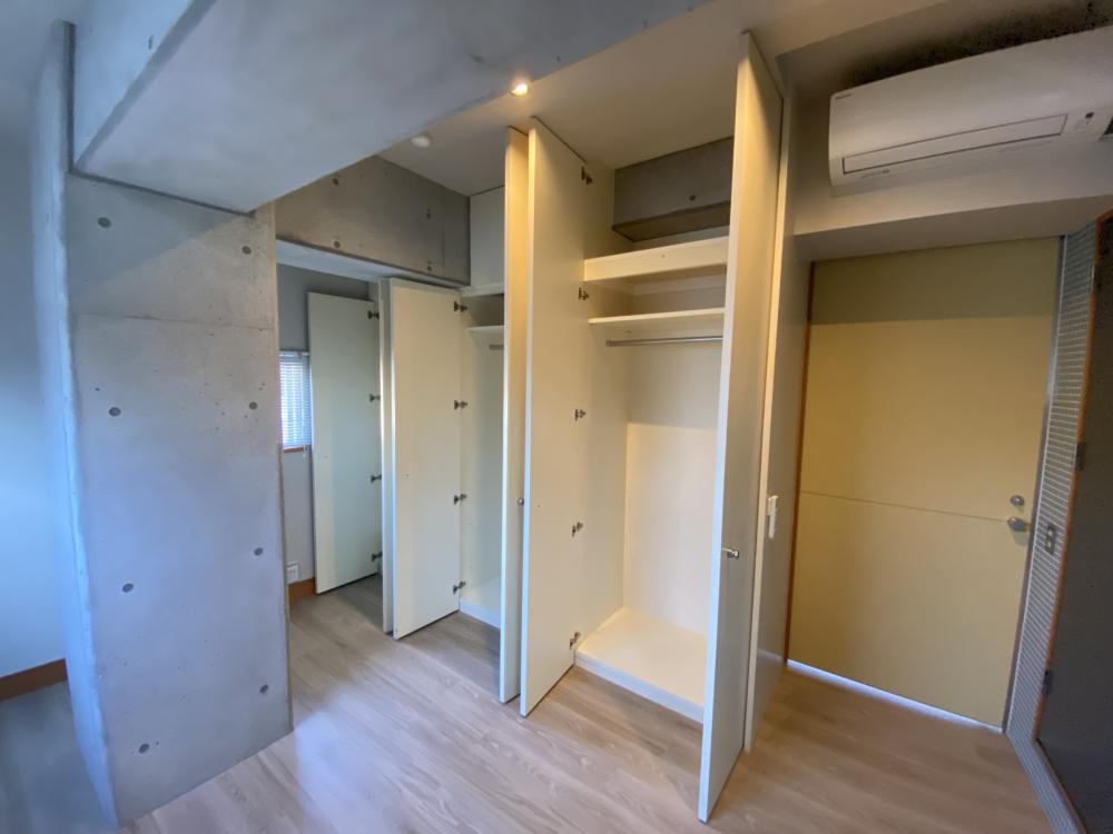 西宮市高木東町の賃貸マンションの収納