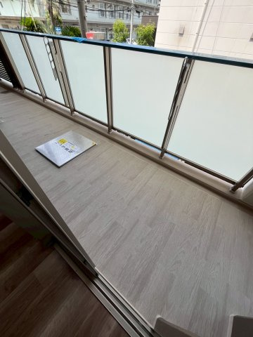 西宮市中前田町の賃貸マンションのバルコニー