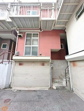 西宮市小松北町２丁目のアパート