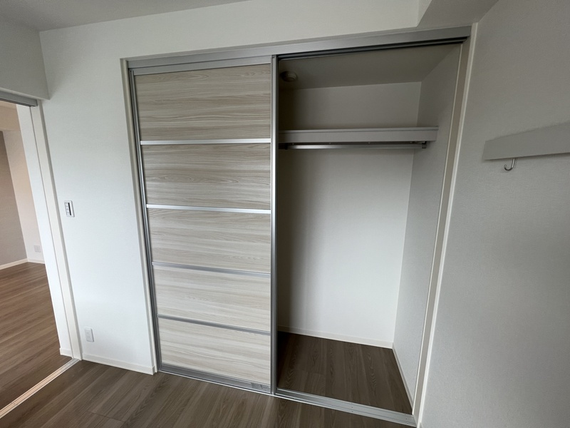 西宮市大屋町の賃貸マンションの収納