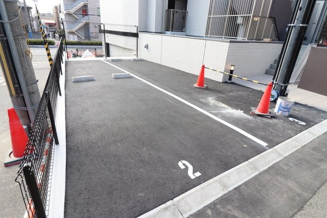神戸市灘区将軍通１丁目の賃貸マンションの駐車場