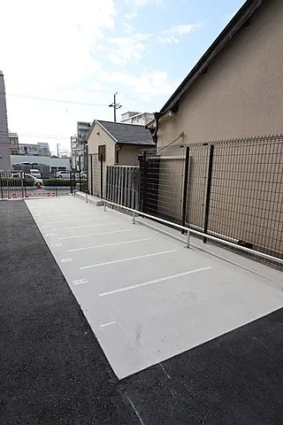神戸市灘区将軍通１丁目の賃貸マンションの駐車場