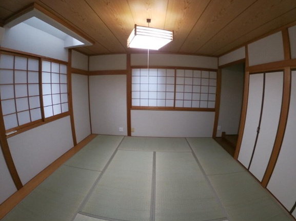 芦屋市竹園町の一戸建ての居間・リビング
