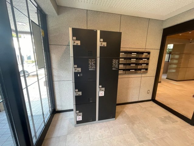 神戸市東灘区御影山手５丁目の賃貸マンションのエントランス