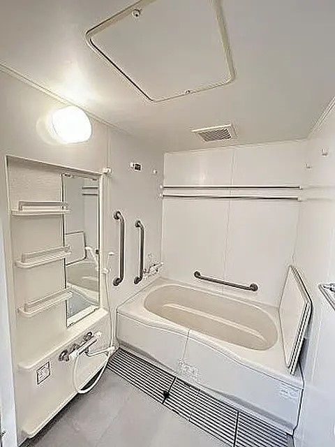 ハイツ本山の浴室