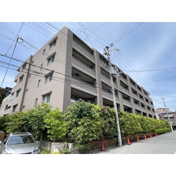 芦屋市川西町の賃貸マンション