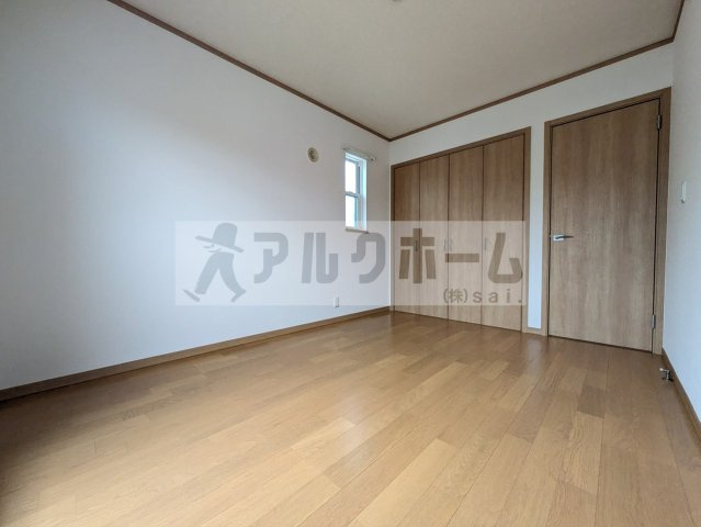 国分本町3丁目3LDK一戸建ての子供部屋