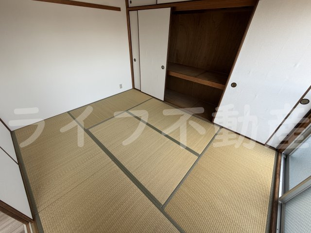 リバーシティ久の和室