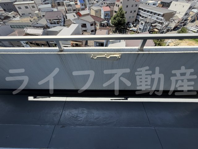 リバーシティ久のバルコニー