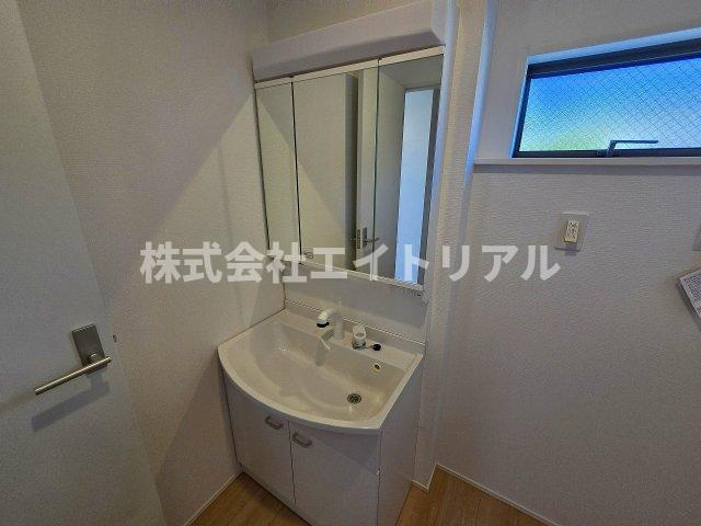 美濃加茂市古井町下古井　第3　新築戸建　全4棟の洗面所|1階