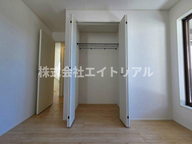 美濃加茂市古井町下古井　第3　新築戸建　全4棟の収納|2階　洋室5.7帖
