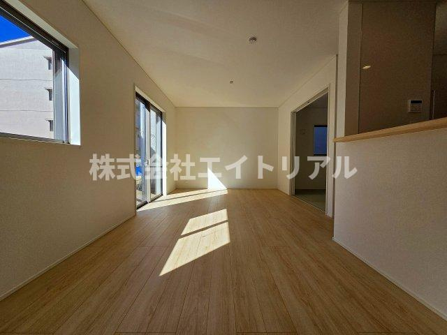 美濃加茂市古井町下古井　第3　新築戸建　全4棟の居間・リビング|1階