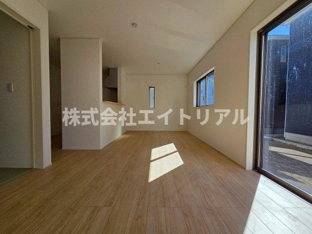 美濃加茂市古井町下古井　第3　新築戸建　全4棟の居間・リビング|1階