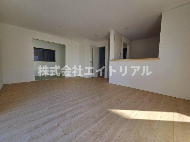 美濃加茂市古井町下古井　第3　新築戸建　全4棟の居間・リビング|1階