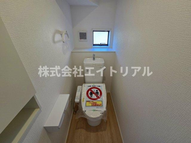 美濃加茂市古井町下古井　第3　新築戸建　全4棟のトイレ|1階