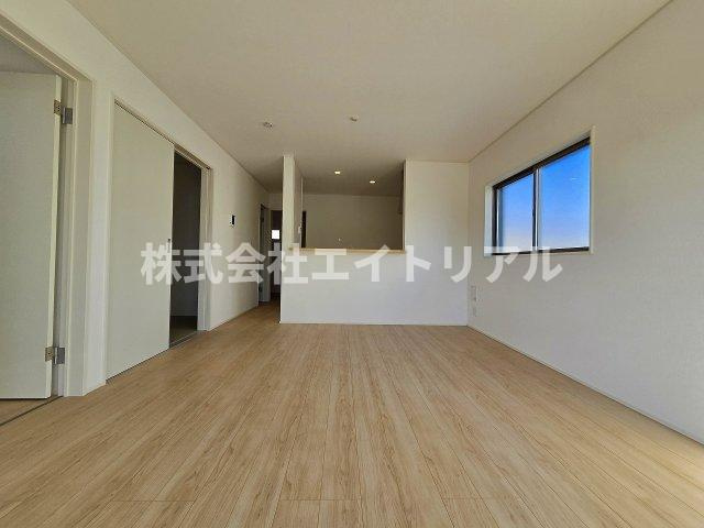 美濃加茂市古井町下古井　第3　新築戸建　全4棟の居間・リビング|1階