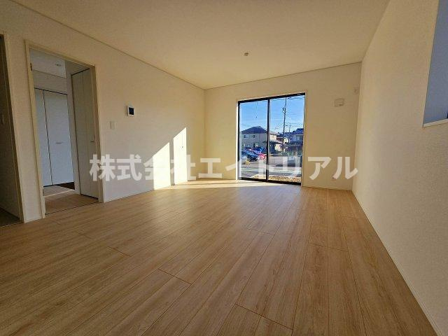 美濃加茂市古井町下古井　第3　新築戸建　全4棟の居間・リビング|1階
