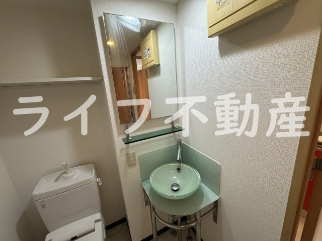 プラディオ徳庵セレニテの独立洗面台|独立洗面化粧台が付いています