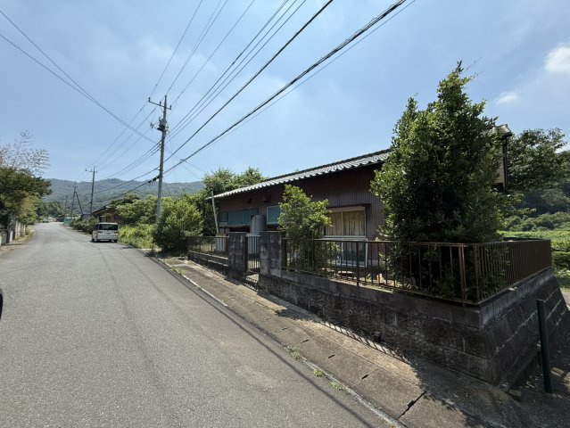 100坪超えの自然豊かな土地♪庭付き平家物件　足利市板倉町