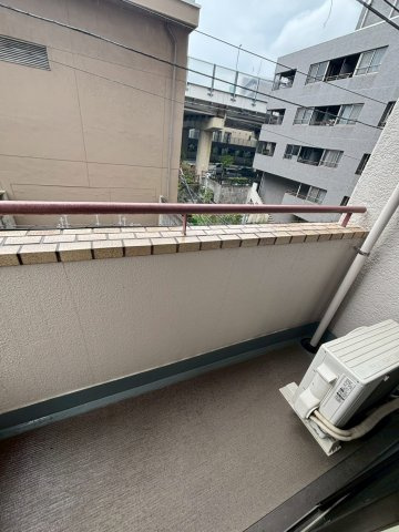 中銀音羽マンシオンのバルコニー