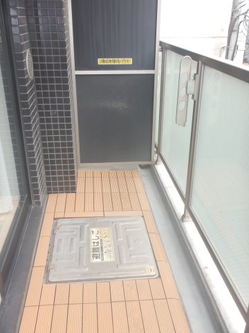 グラントゥルース神田岩本町のバルコニー