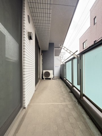 ノーブル西日暮里のバルコニー