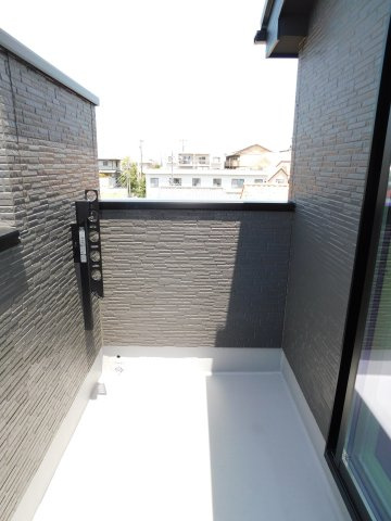名古屋市昭和区伊勝町１丁目の新築一戸建のバルコニー|◇バルコニー◇　　陽当たり良好なワイドバルコニー♪