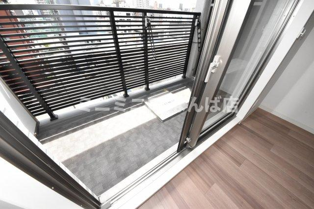 プレサンス北堀江のバルコニー