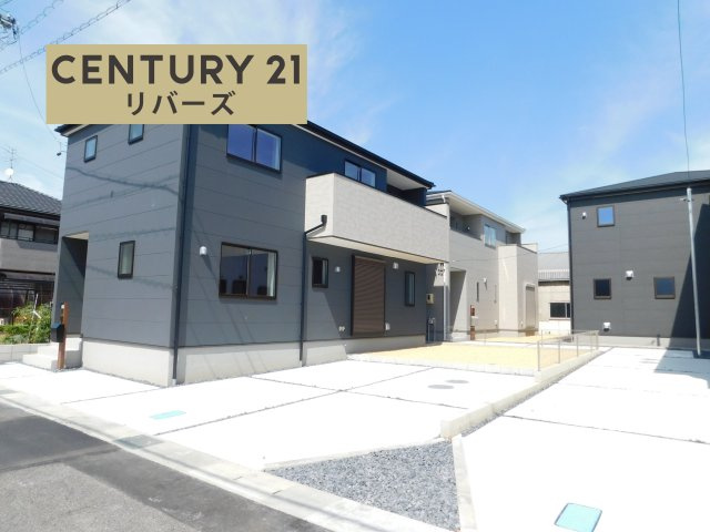 北名古屋市片場白山の新築一戸建の前面道路含む現地写真|☆２号棟☆　　いつでもご案内出来ます♪（お問合せ当日、平日、水曜、夜間でもＯＫ）　敷地５１．３0坪！　駐車２台ＯＫ　南に庭付き、陽当たり良好！　続き間ＬＤＫ２１．７帖！　２階全室南向き・ＷＩＣ３か所！