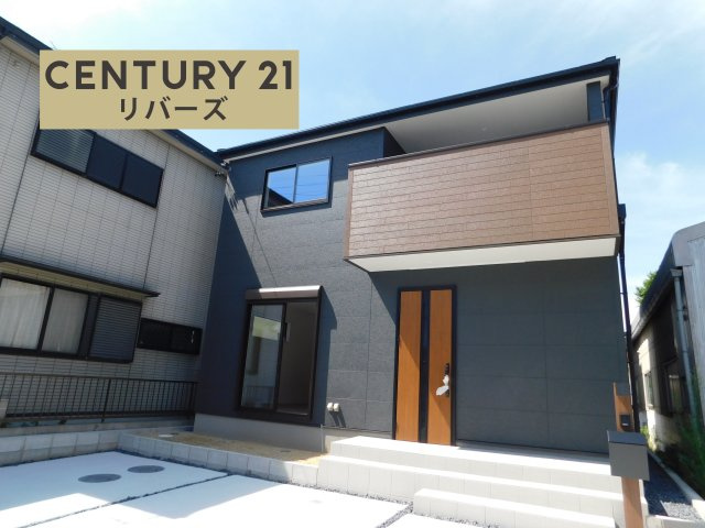 北名古屋市片場白山の新築一戸建の外観|☆３号棟☆　　いつでもご案内出来ます♪（お問合せ当日、平日、水曜、夜間でもＯＫ）　長期優良住宅♪　南向き、陽当たり良好！！　駐車並列３台ＯＫ　敷地４１．５１坪！　ＷＩＣ２ヶ所とＳＩＣ完備♪