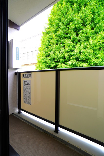 ＣＲＥＡＴＩＦ文京千駄木のバルコニー|※写真は同タイプ住戸です。
