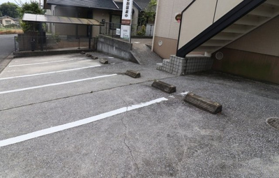 【駐車場】 | シャンポール岩田　A棟 | 駐車場