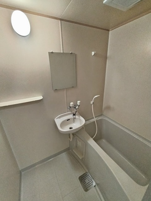 バス