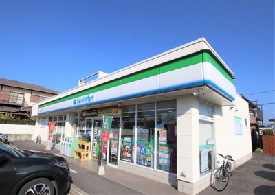 ファミリーマート 木更津朝日三丁目店まで750ｍ