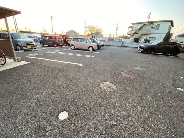 ＥＴＥＲＮＡ宮子の駐車場|駐車場