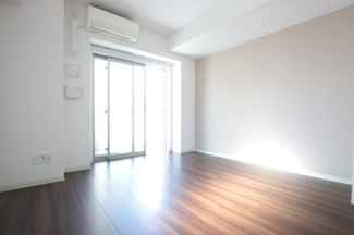 ◇２面採光の明るいお部屋です◇