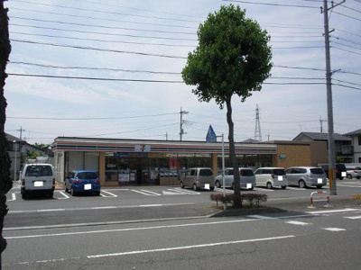 【周辺】 | リラ　ヴェール | セブンイレブン伊勢崎西部公園前店まで1,881ｍ