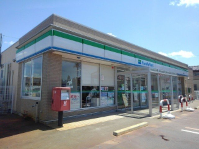 Ｋ．Ｎ．ファインズの周辺|ファミリーマート燕大曲店まで1400m