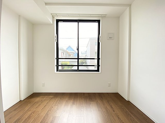 ＣＲＥＳＴ ＴＡＰＰ大曽根の洋室