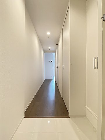 ＣＲＥＳＴ ＴＡＰＰ大曽根の玄関