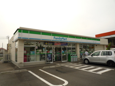 ファミリーマート 泉かまくらみち店まで450ｍ
