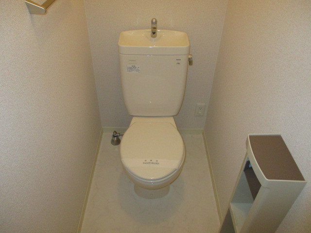 ＰｉｎｅＲｏｏｔｓ良福寺Ｂのトイレ