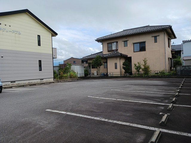 アグリーアブルの駐車場|駐車場があります