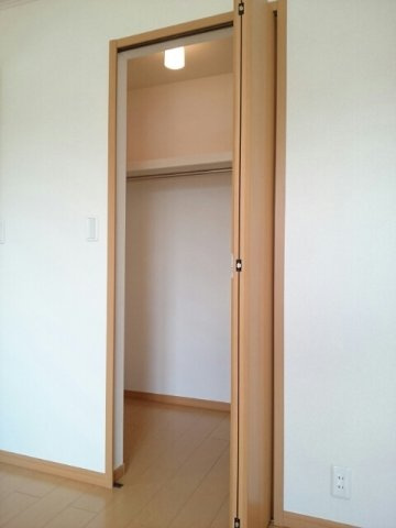 メイク・レジェンドＡの収納|小物を収納するのに便利です