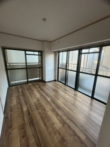 【居間・リビング】 | ミツワマンション高砂Ⅱ